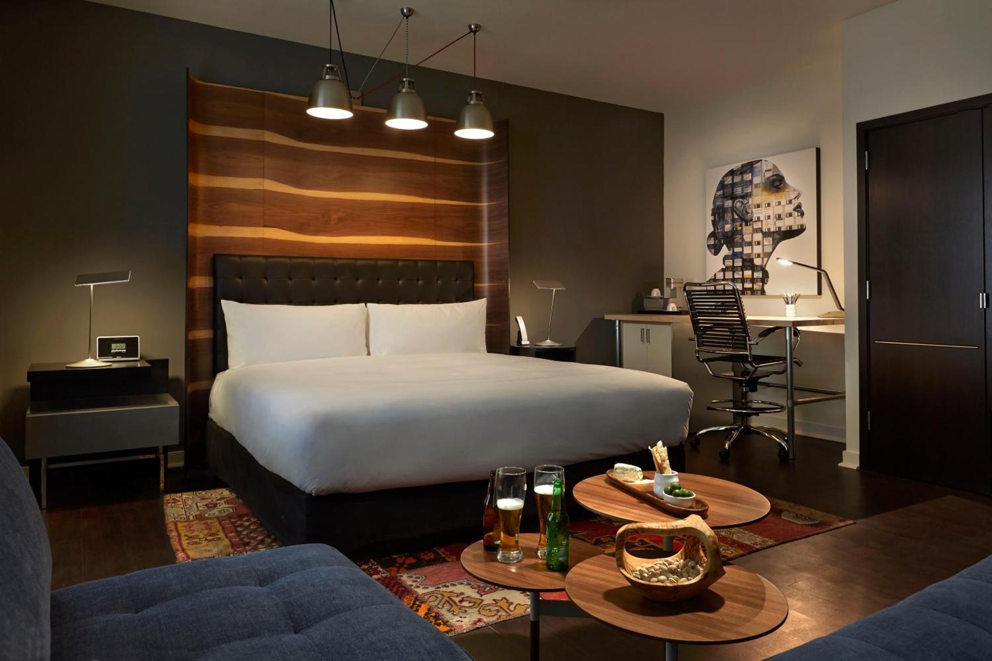 Superior King Room