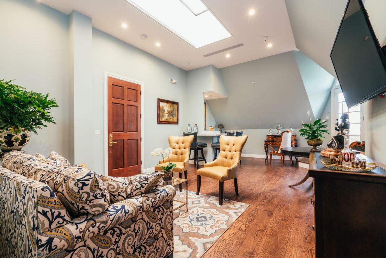 Royal Suite